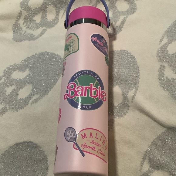 Barbie Pink Sports Club Tour Bottle - Picture 4 of 4